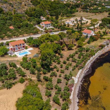 Villa Ostria Ликсури Екстериор снимка