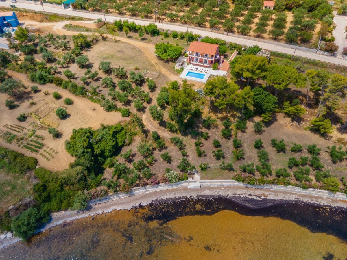 Villa Ostria Ликсури Екстериор снимка