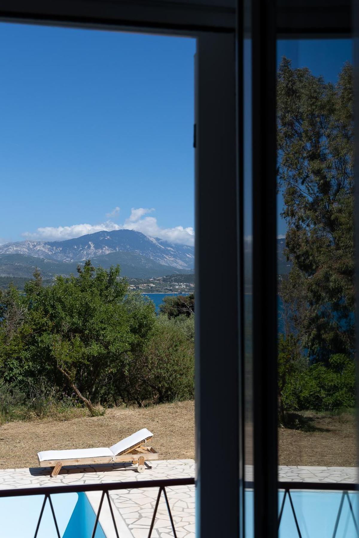 Villa Ostria Ликсури Екстериор снимка